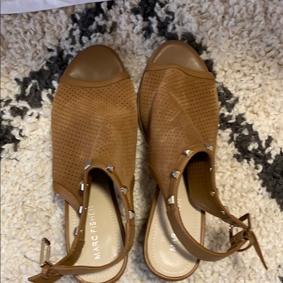 Marc fisher heels with studs - Picture 6 of 6